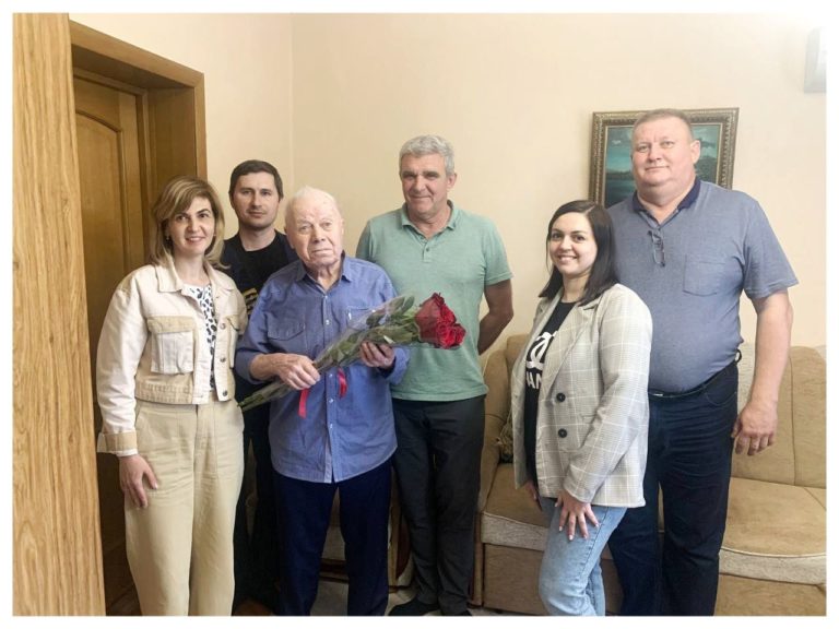 С днём рождения, Георгий Корнеевич! С днём рождения, Георгий Корнеевич!